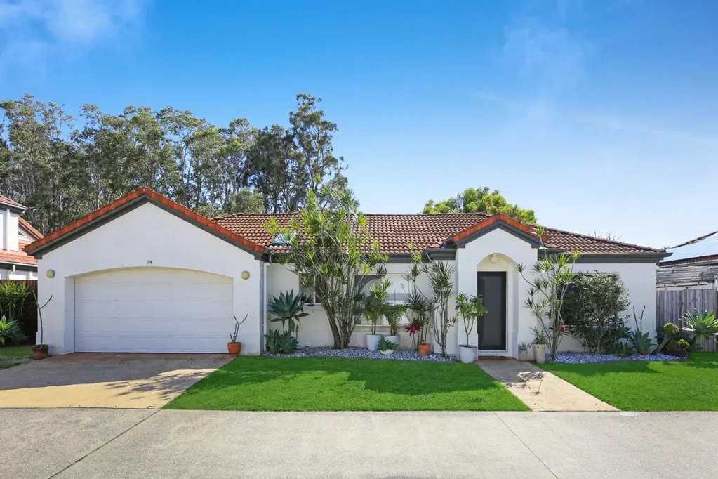 Mermaid Waters 3房  Free-Standing, Renovated & Perfectly Positioned
