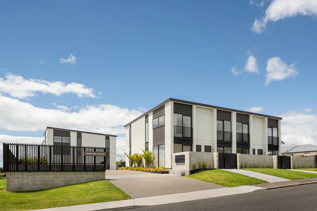 Parkvale 2房  New Townhouses from $620,000