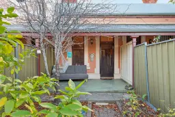 2/146 Coglin Street, Brompton