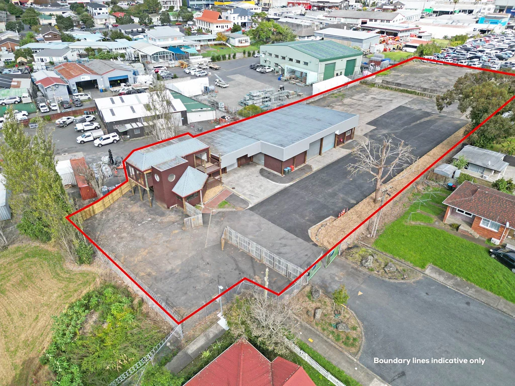 Otahuhu LARGE SEALED YARD WITH WORKSHOP