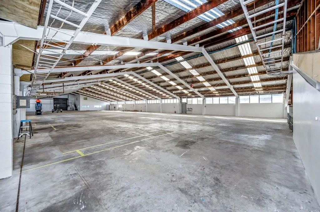 Glen Eden Large West Auckland Warehouse | Well Priced