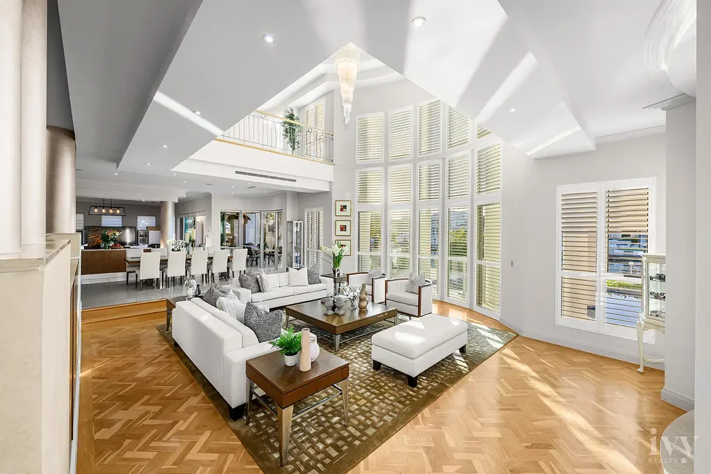 21-23 The Peninsula, Paradise Point, QLD 4216