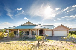 1 Len Ryan Street, Uriarra Village