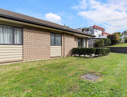 6 Royalle Mews, Botany Downs, Manukau City, 2 Kuwarto, 2 Banyo, House