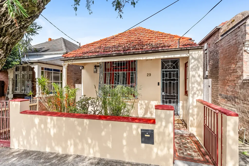 29 MACAULAY ROAD, Stanmore, NSW 2048