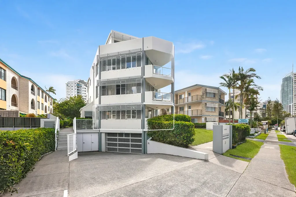 Surfers Paradise 2房  Boutique Beachside Living in a Premier Position