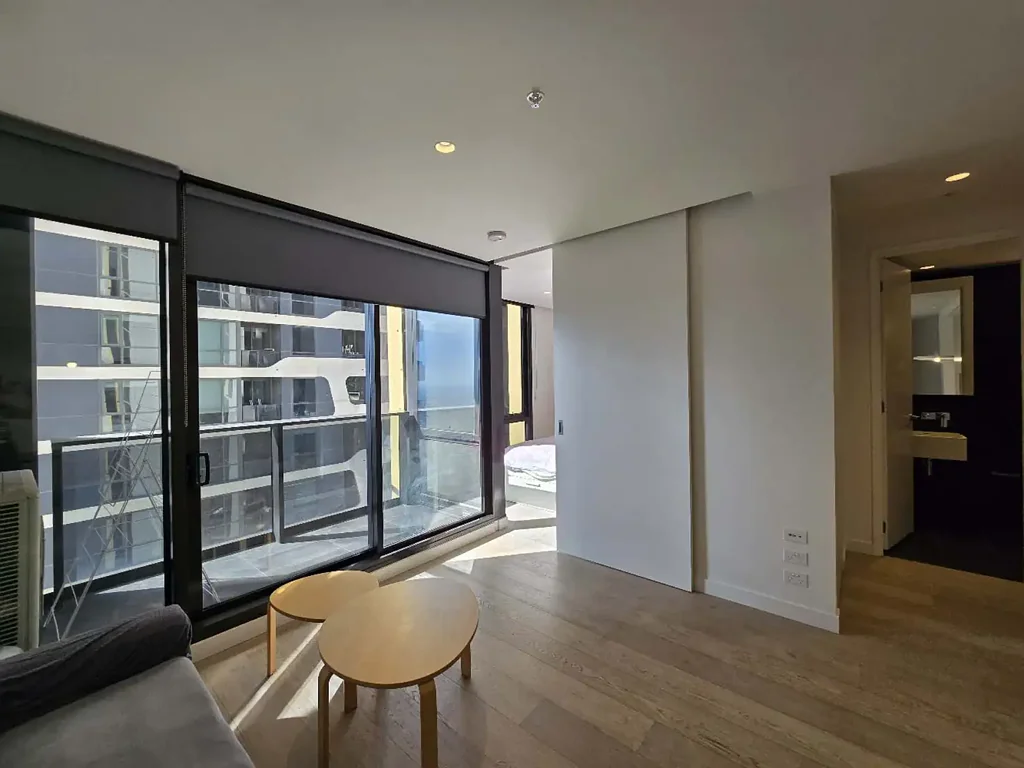Furnished 1 Bedroom apartment in Empire!!