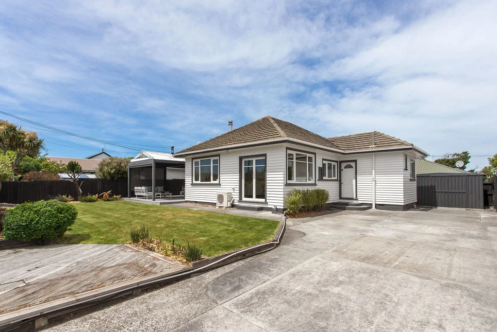 North New Brighton 3غرفة نوم Sun-Soaked Modern Retreat - Priced $739,000