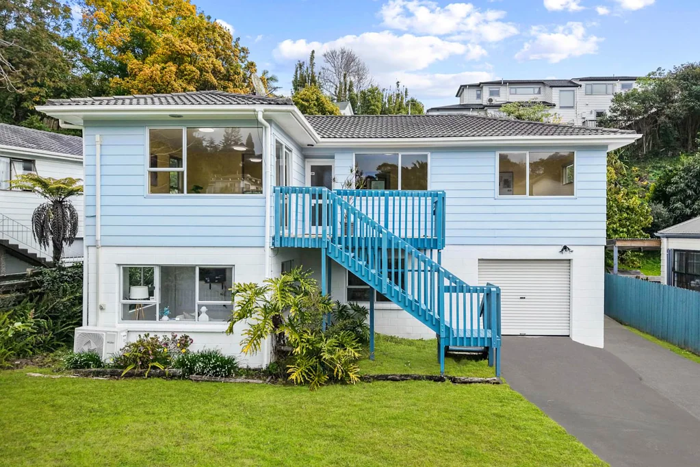 78 Powrie Street, Glenfield, North Shore City, Auckland