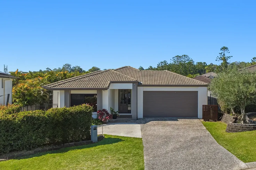 Mudgeeraba 4Kwarto OWNERS INSTRUCTIONS ARE CLEAR - THIS WILL BE SOLD AT AUCTION IF NOT PRIOR
