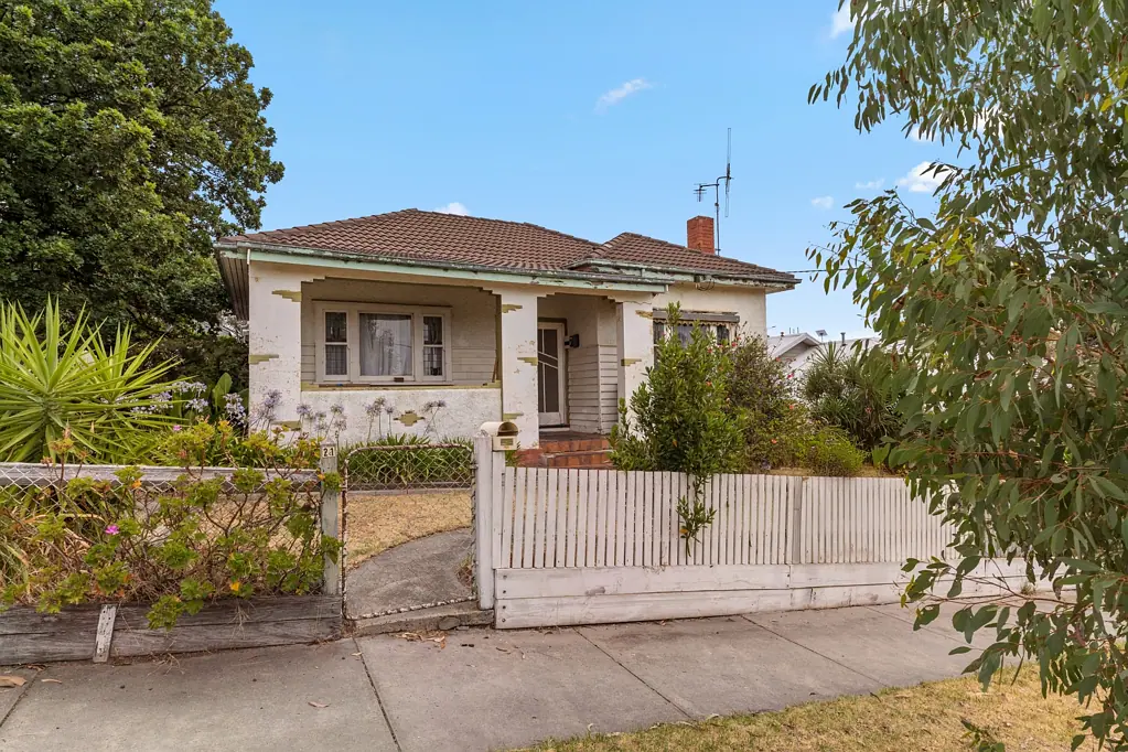 21 Graham Street, Quarry Hill, VIC 3550