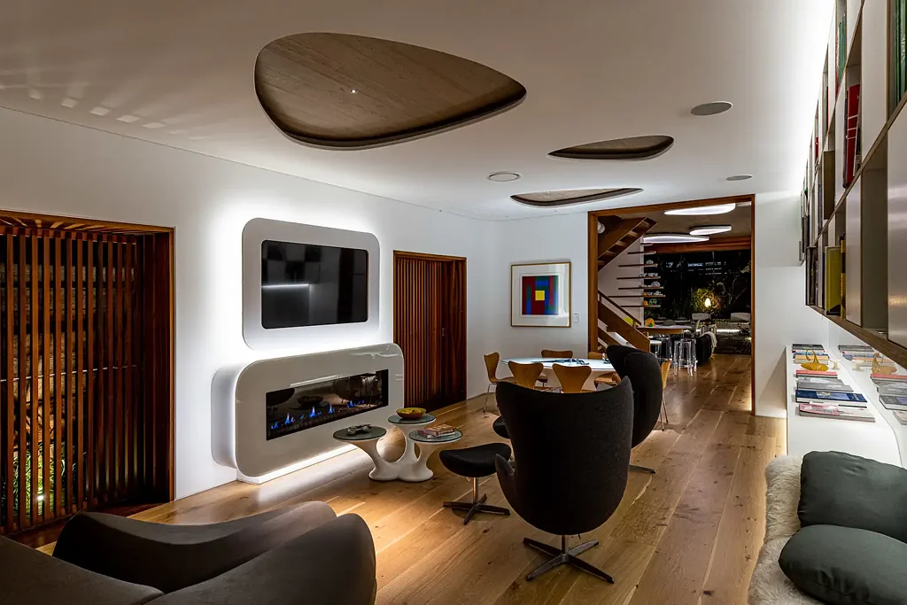 Architecturally Designed Luxury Home, Furnished or Unfurnished