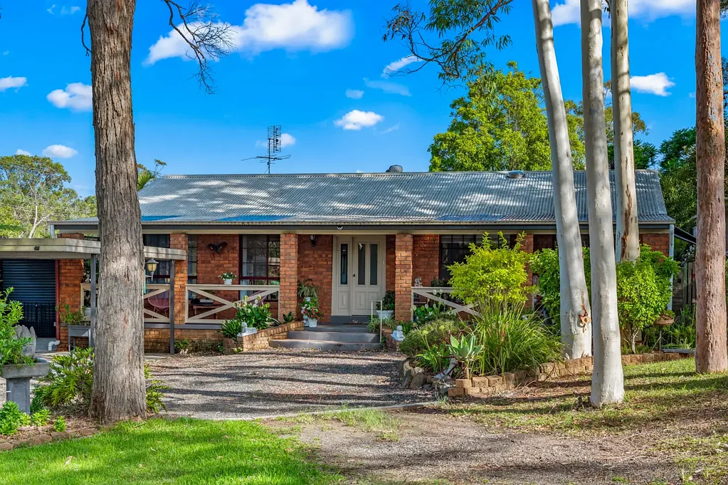 6 Wingfield Street, Windermere Park, NSW 2264