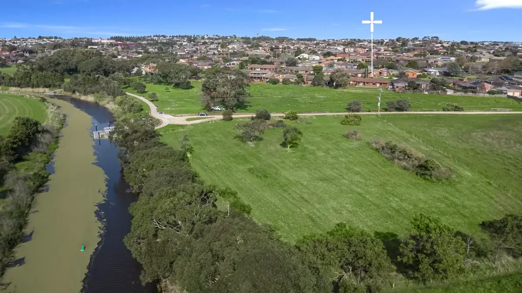 Warrnambool 3कमरा Spacious Family Living with Stunning Merri River Valley Views