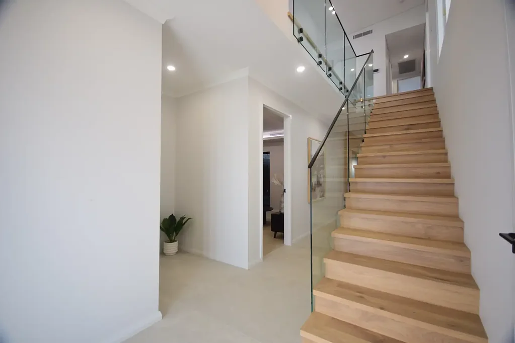 Yokine 4 Slaapkamer SHEER OPULENCE – Modern Luxury Living at its best!