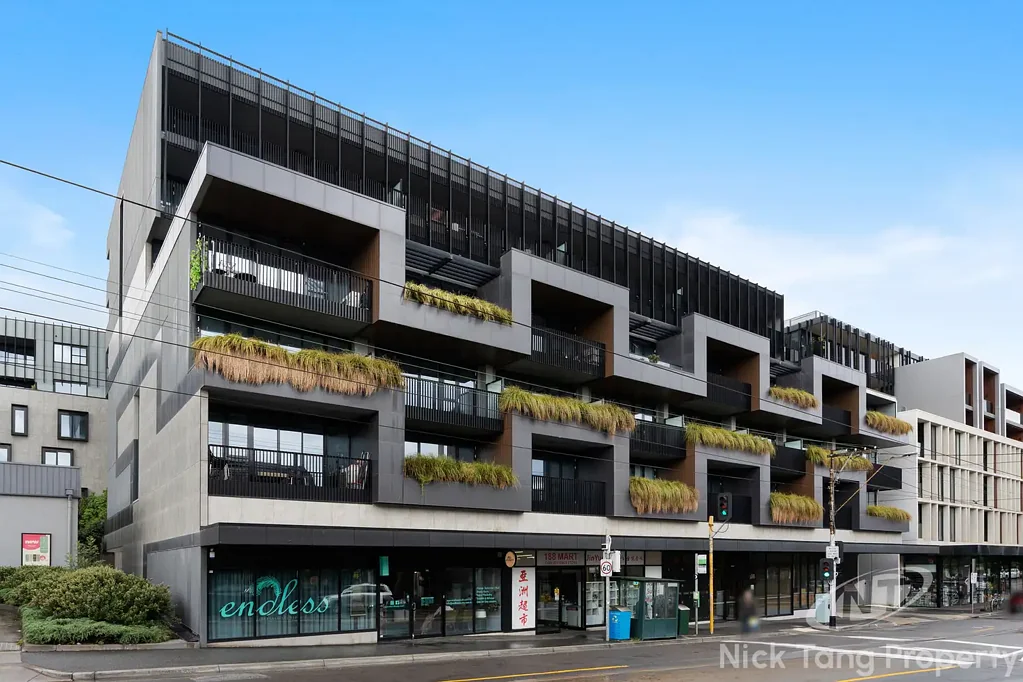 Balwyn 1 Bedroom SUPERIOR LOOKS, LIFESTYLE AND LOCATION