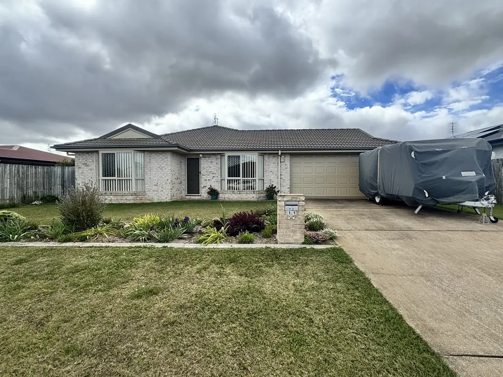 Kingaroy 4침실 Family Home Close to All Amenities.