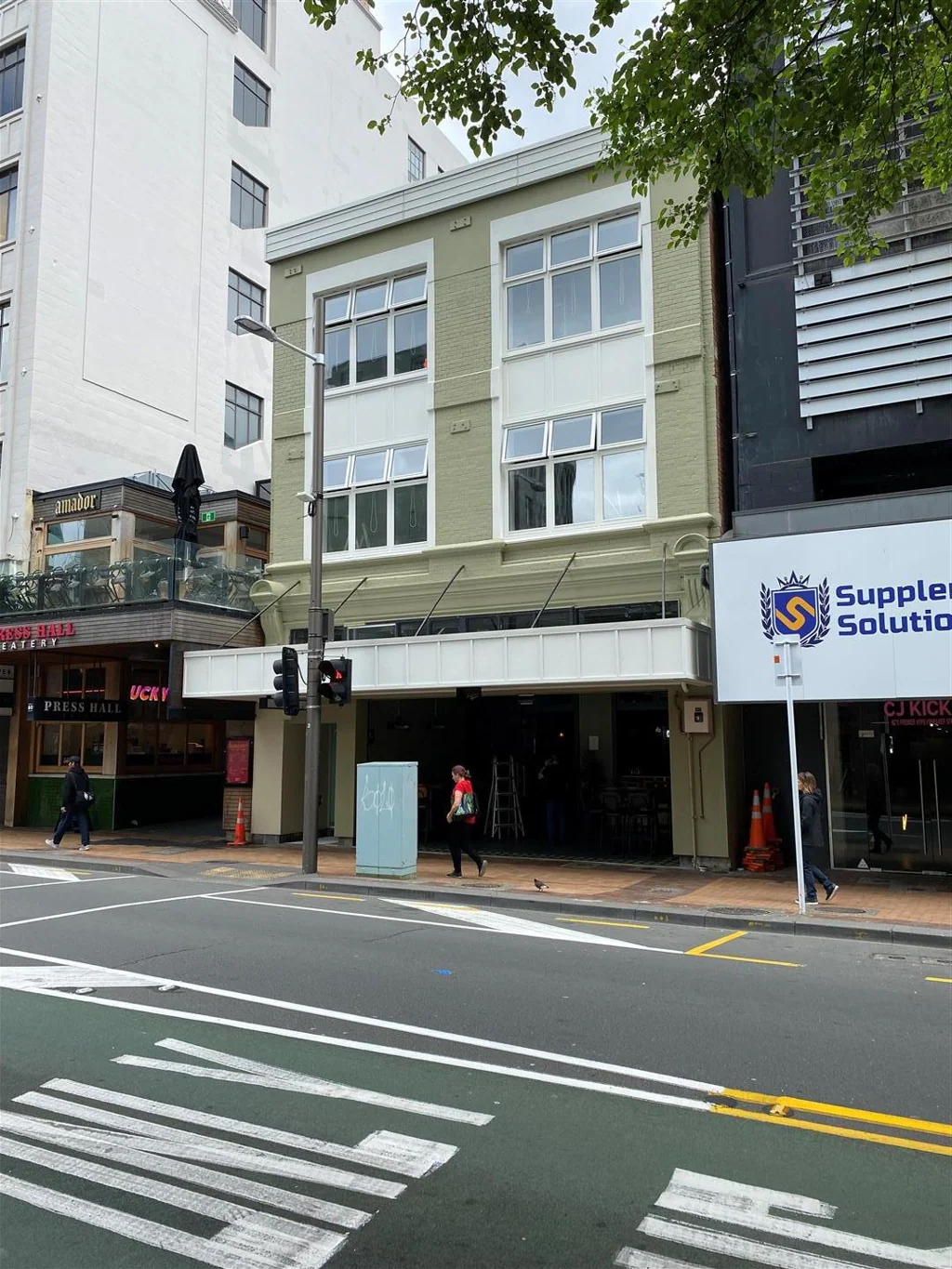 Wellington Central 8 Desk serviced office | Boutique