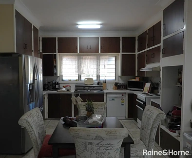 2 Macarthur Street, Moree, NSW 2400, 3房, 2浴, House