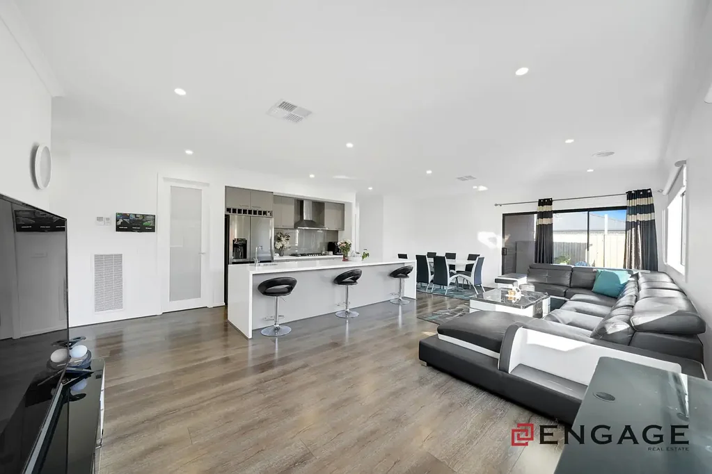 Manor Lakes 5房 双主卧带私卫 448m²阔地 双厨房设计 近购物中心 Manor Lakes黄金地段 🖤 Luxury Family Entertainer with Dual Kitchens & Dual Ensuites in Prime Manor Lakes !!