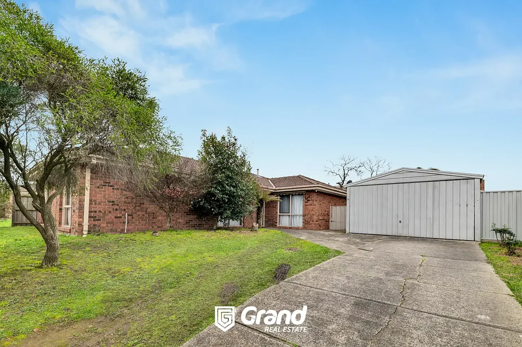 Spacious Family Home in a Quiet Court Location