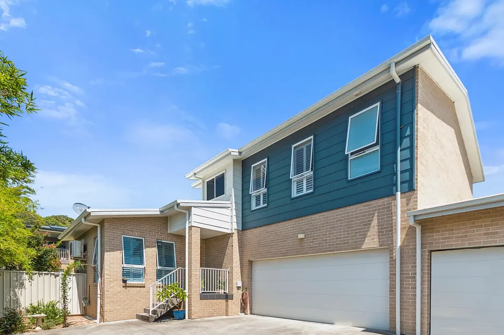 2/163 Wyndarra Way, Koonawarra, NSW 2530