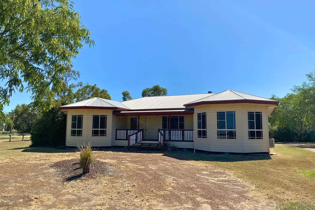 1 Ena Street, Dalby, QLD 4405