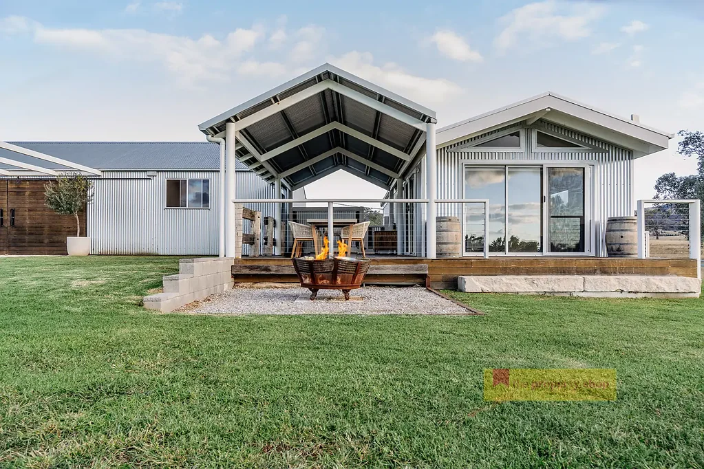 Mudgee  "OLD MOOREFIELD" A RARE SLICE OF MUDGEE'S PARADISE