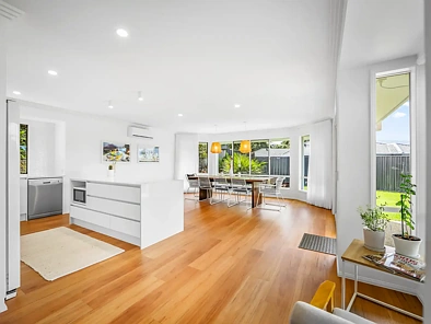 31 LANCASHIRE DR, MUDGEERABA QLD 4213, 4 Schlafzimmer, 2 Badezimmer, House