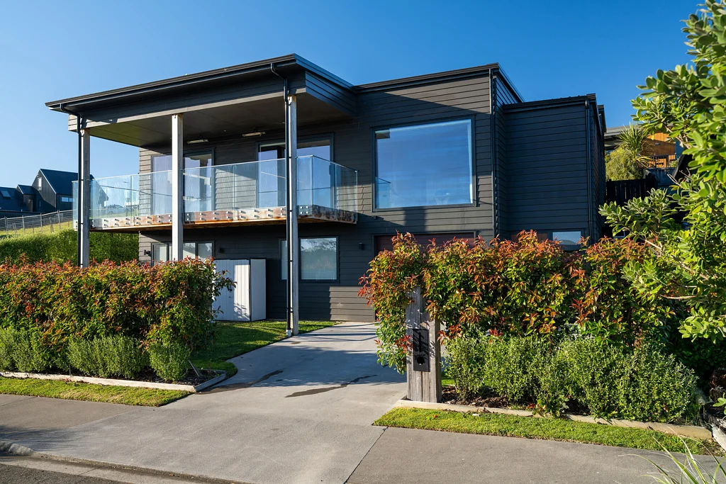 Raglan 5कमरा Large six bedroom family home, views and/or income