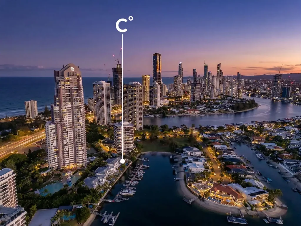 Surfers Paradise 4غرفة نوم Waterfront magic in a landmark coastal setting