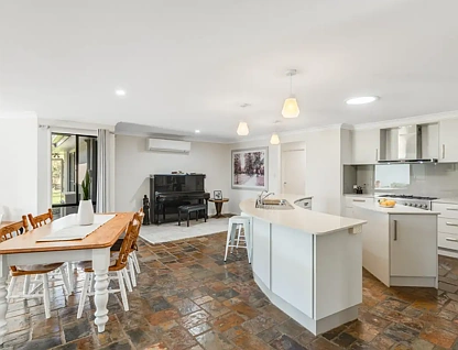 10 Diosma Drive, Highfields, QLD 4352, 4 Kuwarto, 2 Banyo, House