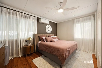 Kwarto - 16 Mapleton Street, Mount Gravatt East, QLD 4122