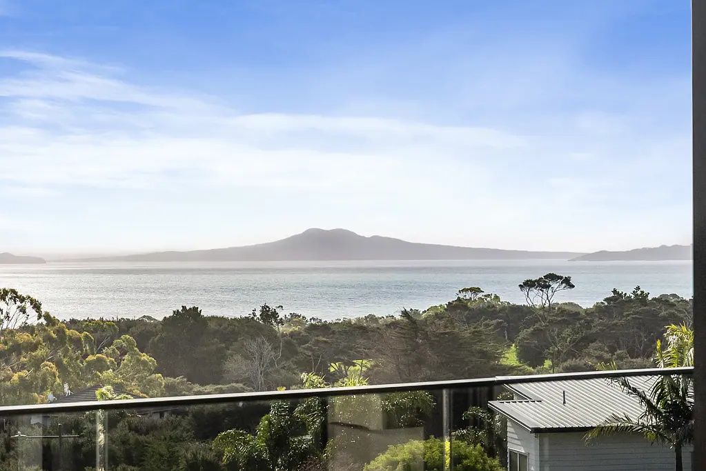 Maraetai 4房  Luxury Coastal Living in Maraetai