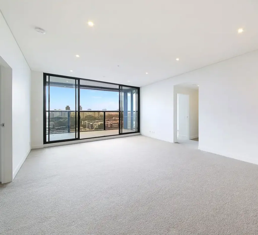 Modern 2-Bedroom unit in the Heart of Zetland