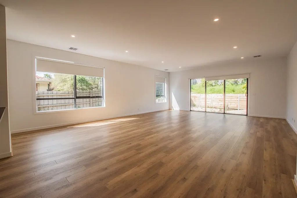 4 Bedroom Brand-New Coastal Townhouse