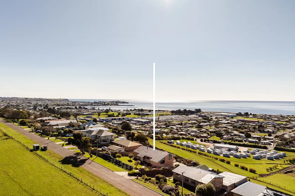 East Devonport 3Phòng ngủ The View Is Only the Beginning