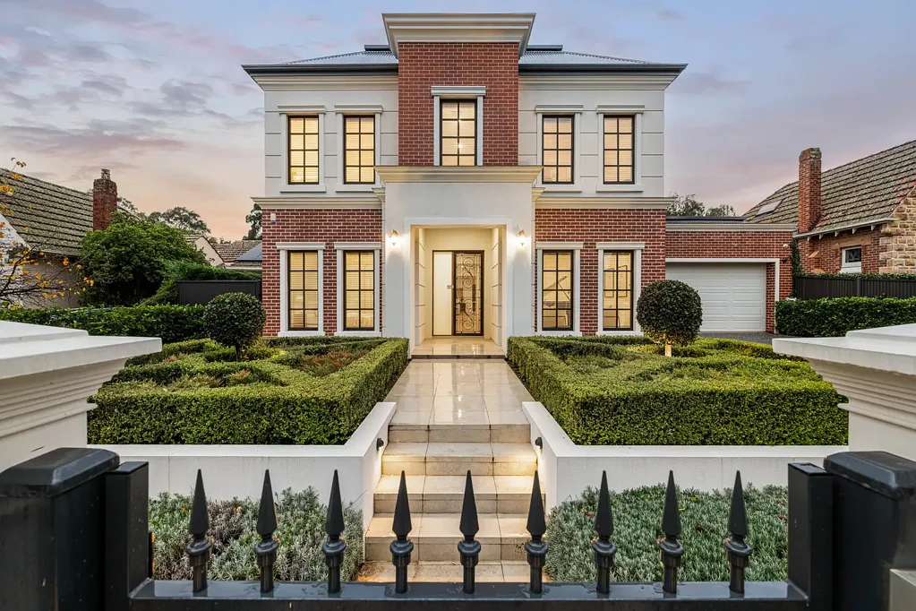 Hazelwood Park 5Zimmer A Sophisticated Entertainer in the Leafy Heart of the Inner East.
