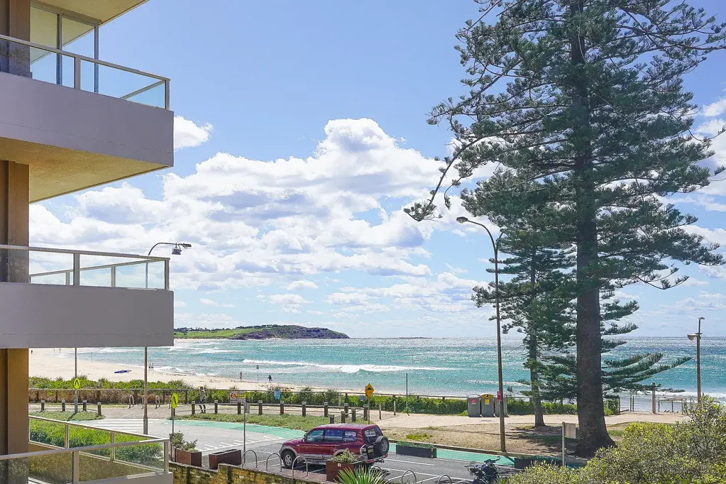 ONE OF DEE WHY'S ICONIC BEACH FRONT APARTMENTS!