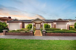 3 Laguna Close, Taylors Lakes