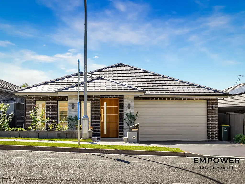 26 Glenroy Drive, Claymore, NSW 2559