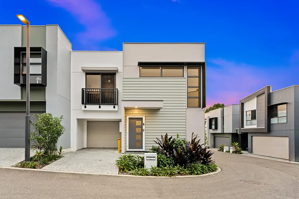 Rochedale 3 Bedroom Modern, Low-Maintenance Living in Rochedale | Highly Sought-After Mansfield State High School Catchment