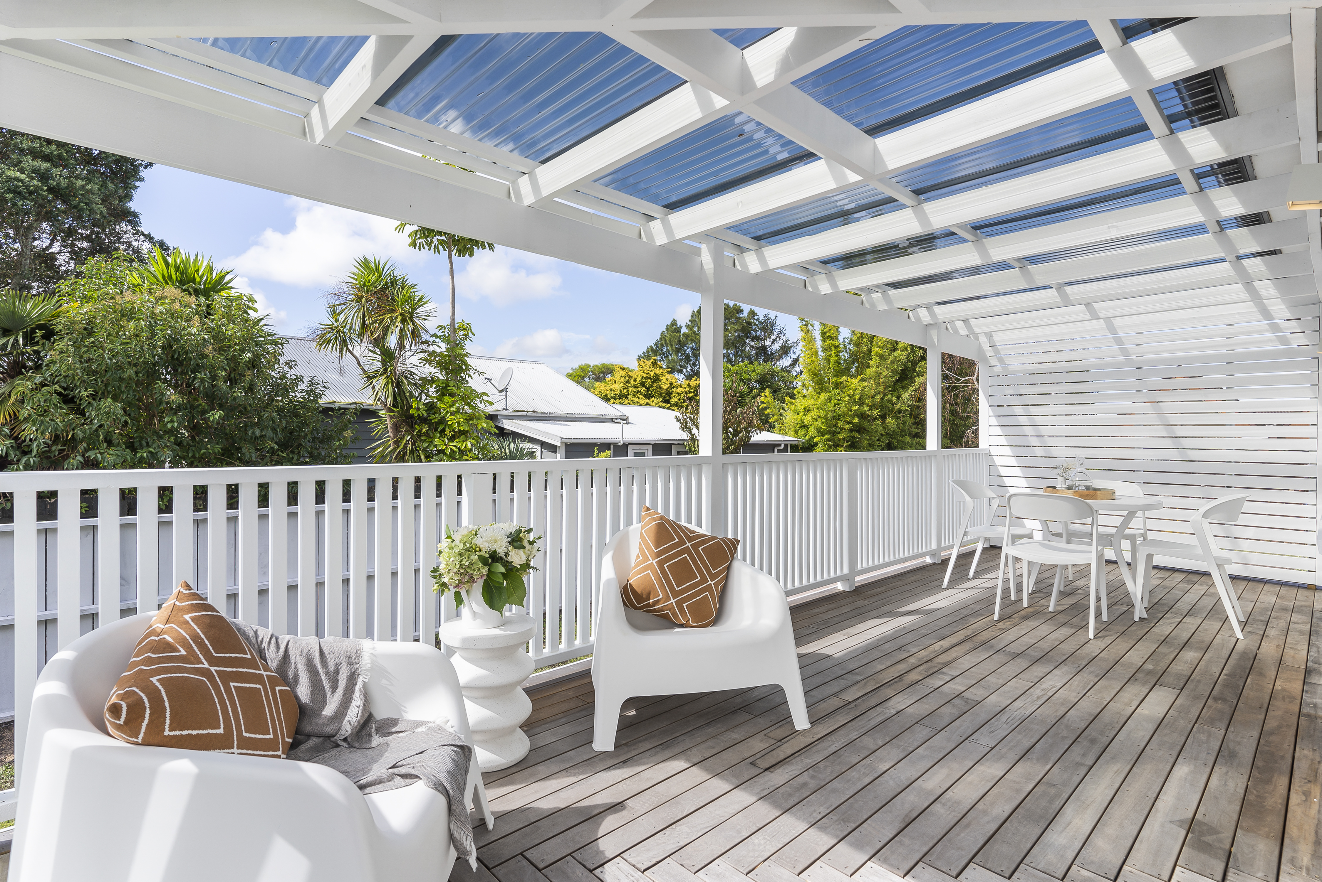 1/8 West Lynn Road, Titirangi, Auckland - Waitakere, 2 Bedrooms, 1 Bathrooms