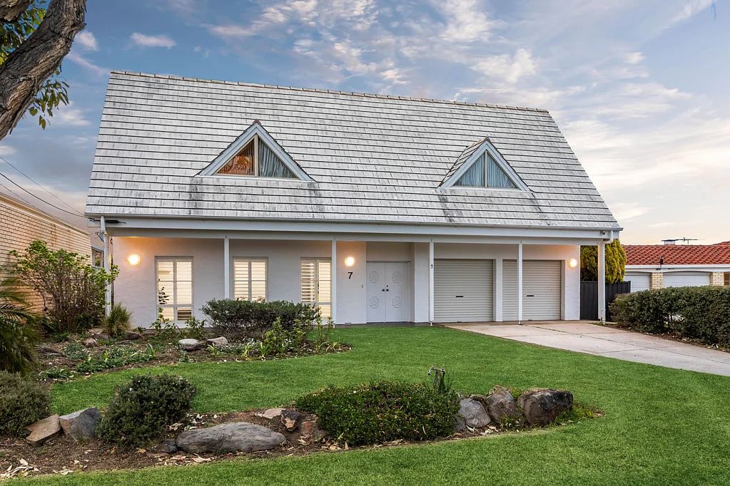 7 Neptune Crescent, West Beach, SA 5024