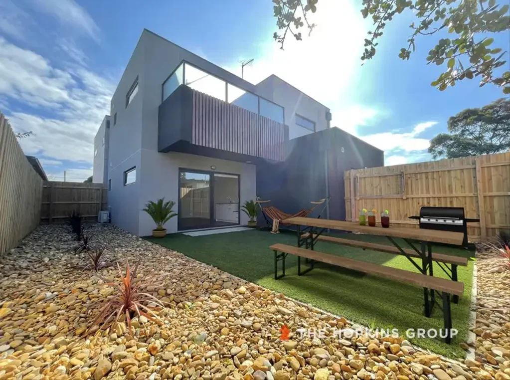 New generation studio living - at its best! - Rooming House