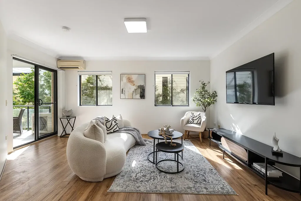 Hornsby 2Kwarto Modern Apartment in a Prime Location