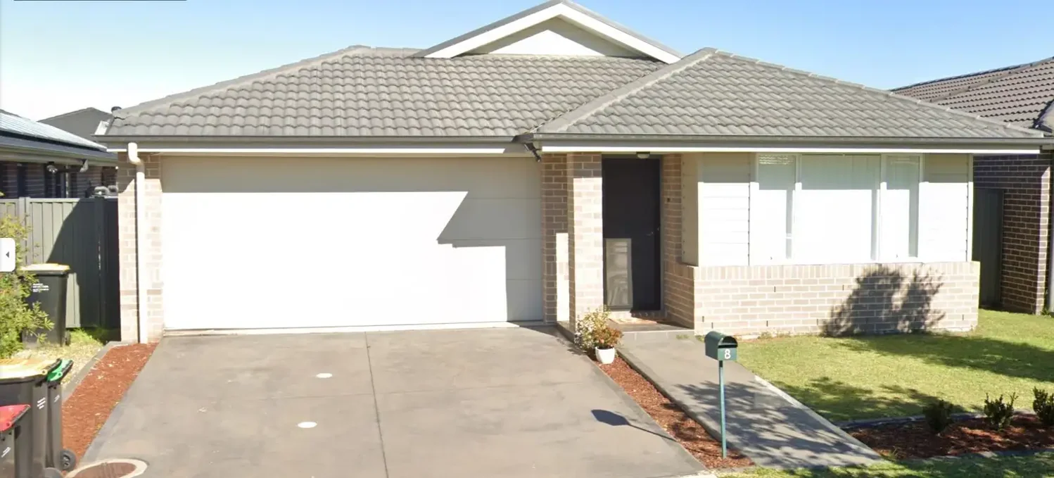 8 Nelson Street, Jordan Springs, NSW 2747, 4 Bedrooms, 2 Bathrooms, House