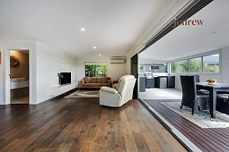 1 Pelissier Street, Somerset