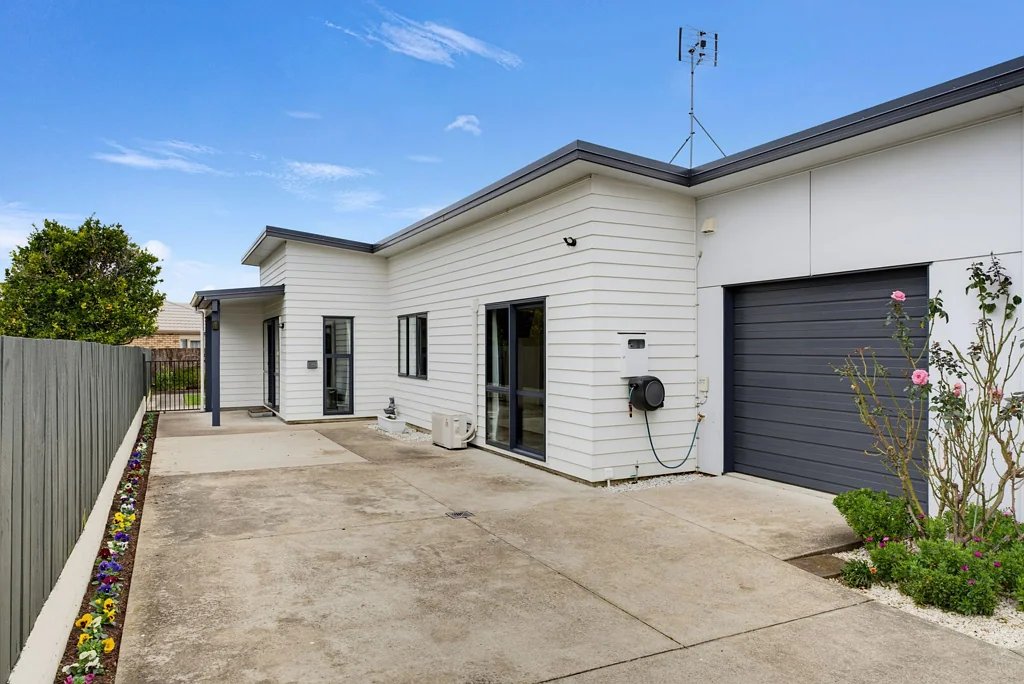 Wanganui East 3ਬੈੱਡਰੂਮ Double Glazed, Freehold - Short Walk to Shops