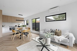 4/95 Darebin  Boulevard, Reservoir